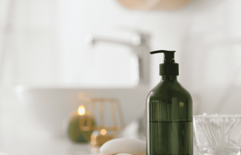 2 Natural Ways to Remove Oil Stains from Clothes Effectively